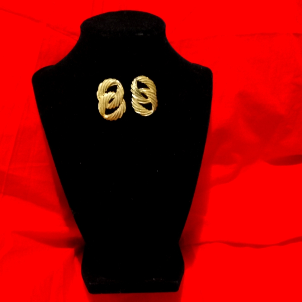 c1970's Figure 8 Style Golden  STATEMENT Sculptured  Pierced Earrings